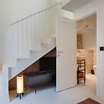 Urban Loft @ Terracotta Collection Apartment *