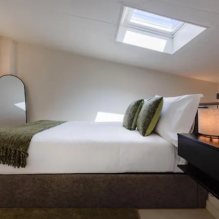 Urban Loft At Terracotta Collection