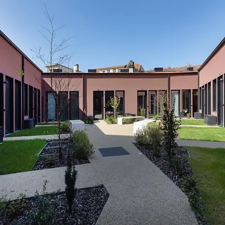 Urban Loft At Terracotta Collection *